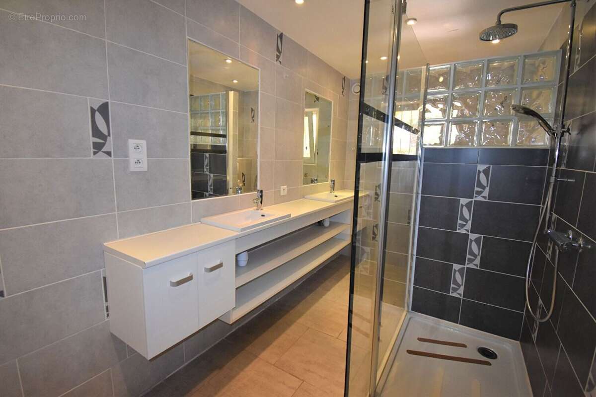 Maison à SAINT-RAPHAEL