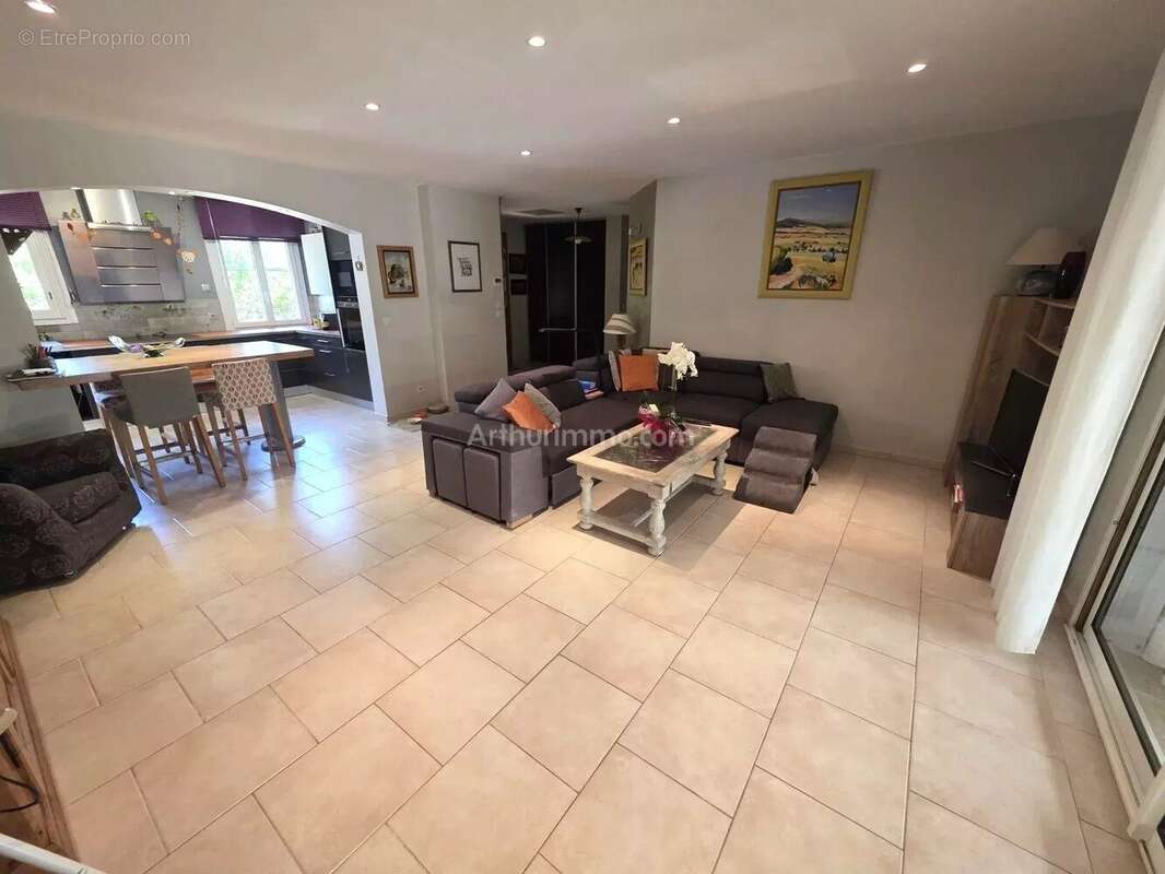 Vente Maison Vidauban(83550) 469 000ï¿œ - photo 5