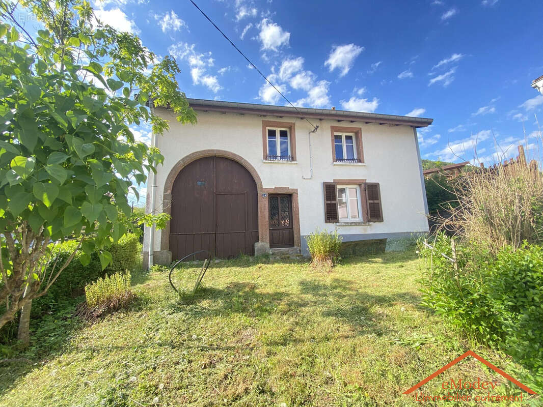 Maison à GRANDFONTAINE