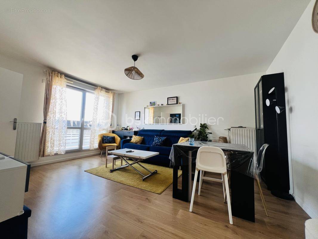 Appartement à CHOISY-LE-ROI