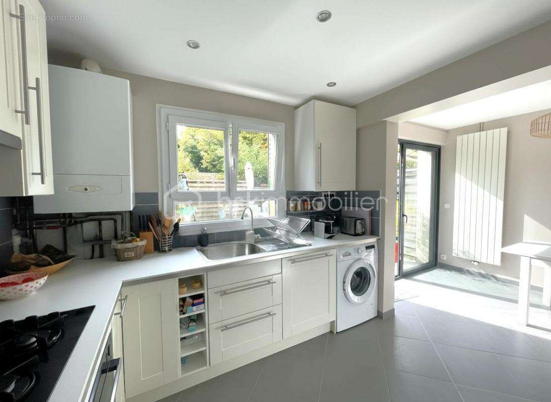 Maison à VILLEPREUX