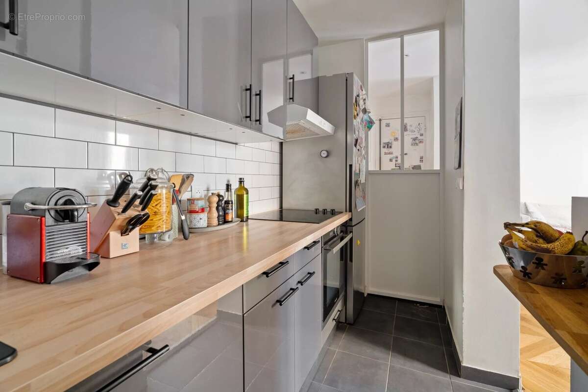 Appartement à LEVALLOIS-PERRET