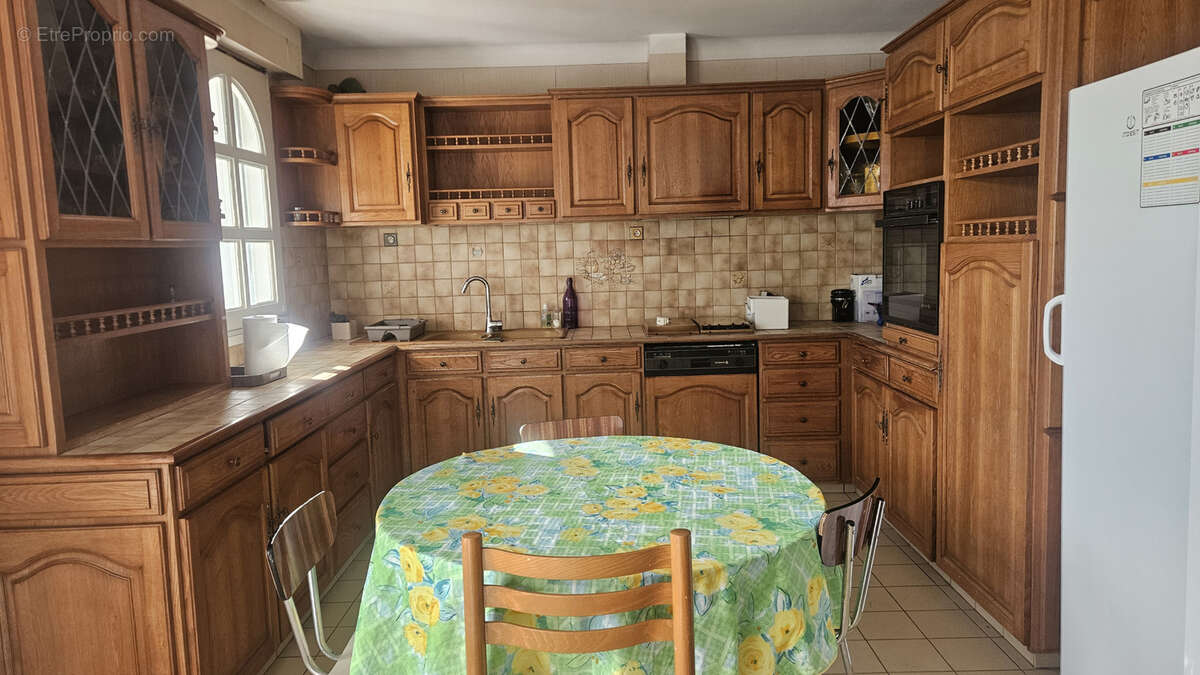 Maison de 114,5 m2 + grand garage, proche bourg ! - photo 5