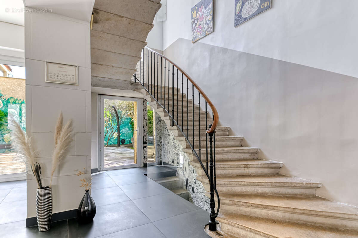 Maison à VILLEURBANNE