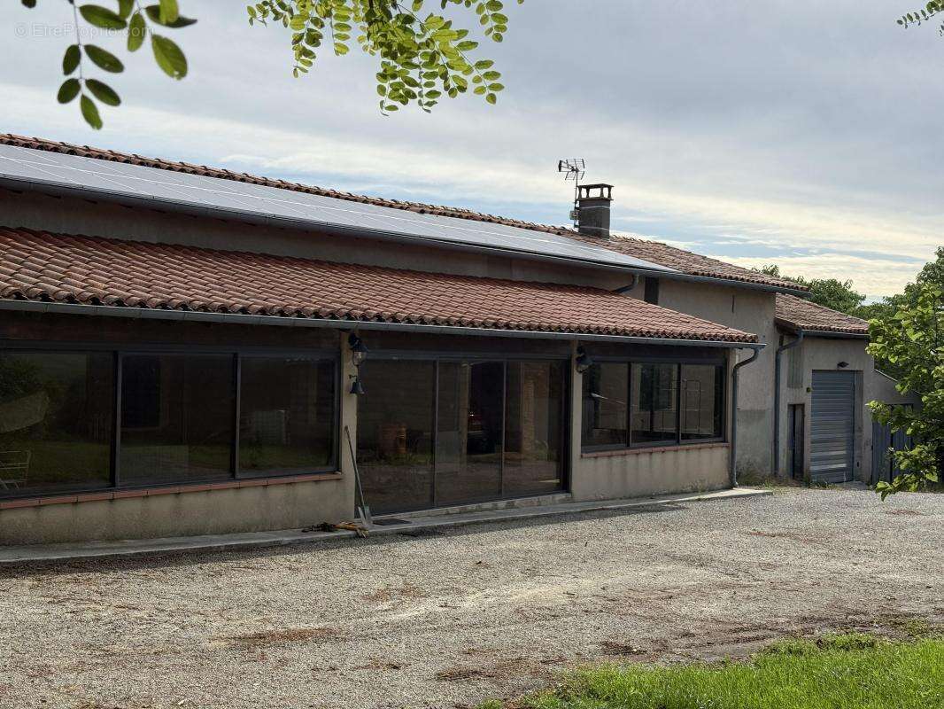 Maison à LAGARDE