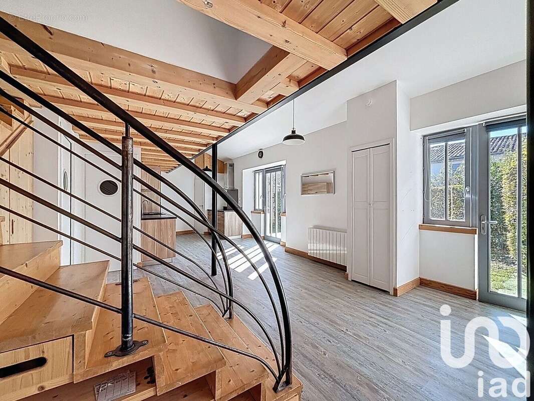 Photo 3 - Appartement à POMMIERS