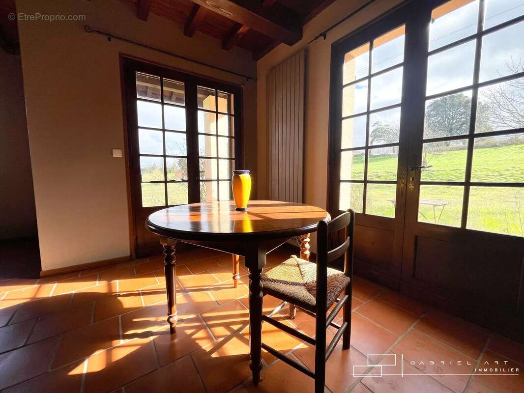 Maison à LASSEUBE-PROPRE