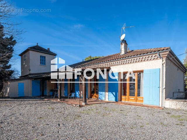 Maison à SAINTE-LIVRADE-SUR-LOT