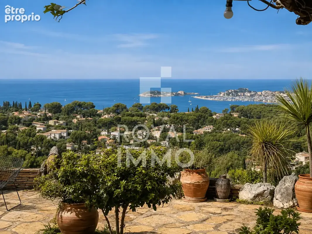 Propriété d'exception entre nature et VUE MER EXCEPTIONNELLE - SANARY SUR MER - photo 2