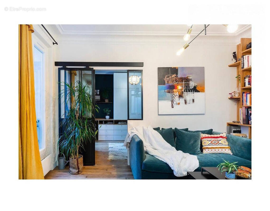 Appartement à PARIS-11E