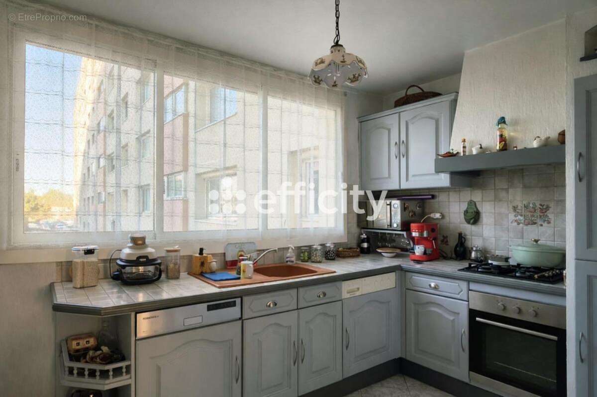 Appartement à MARSEILLE-11E