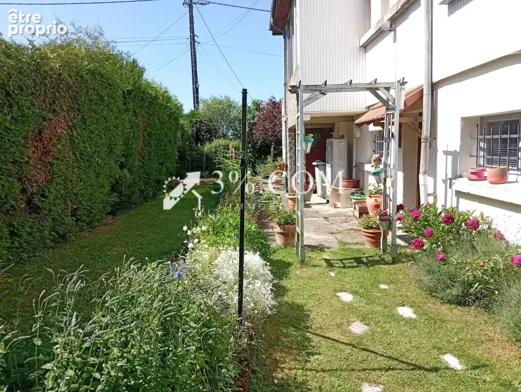 Maison familiale de 160 m2 à Colombey-les-Belles   À seuleme - photo 3