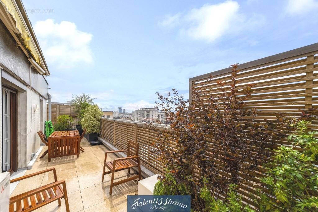 Appartement à PARIS-12E