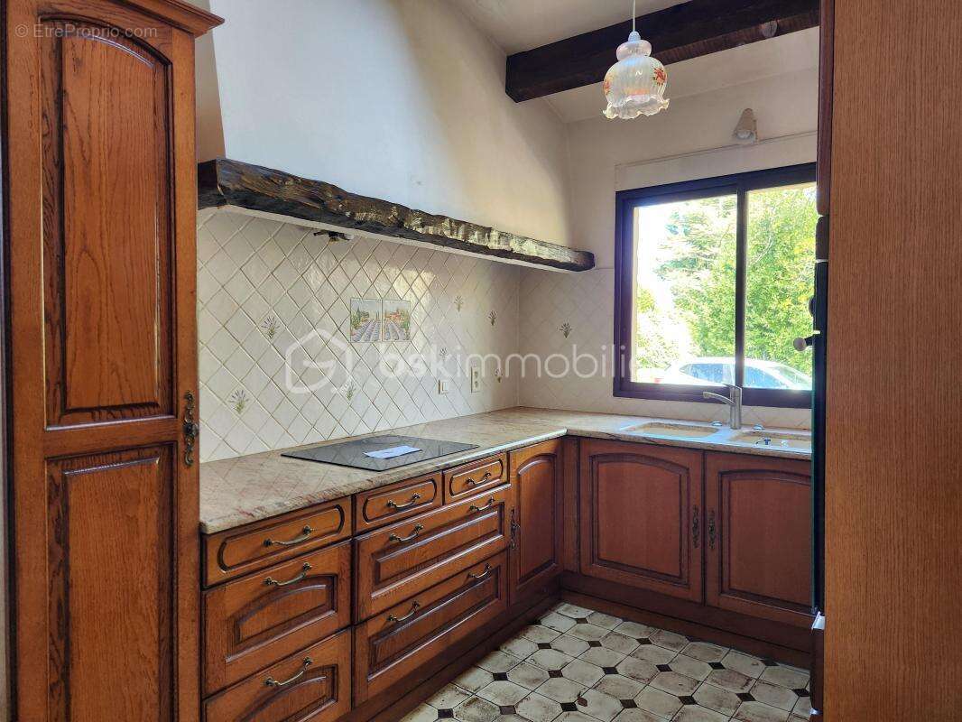 Maison à FORCALQUIER