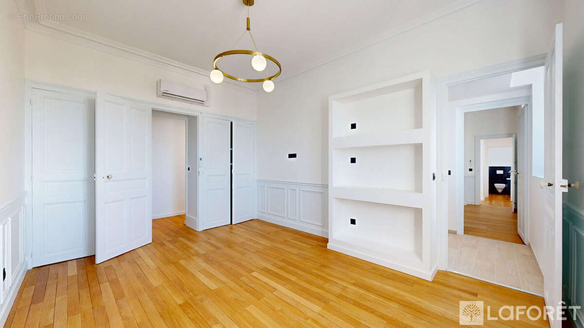 Appartement à MOULINS