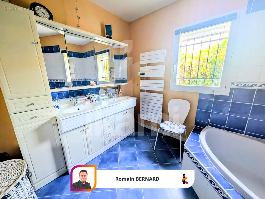 Maison plain-pied 4 pièces 114 m2 proche des commodités - photo 17