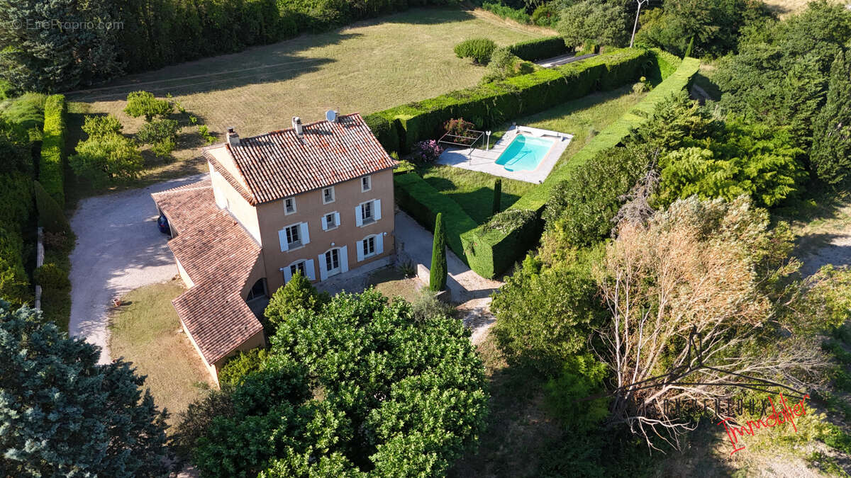 Maison à MALAUCENE