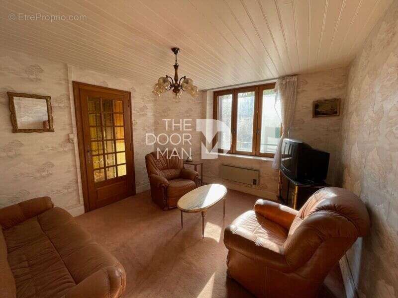 Maison à DOULAINCOURT-SAUCOURT