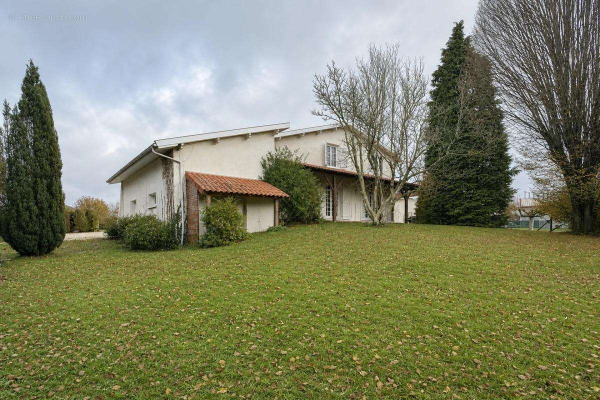 Maison à CUSSAC