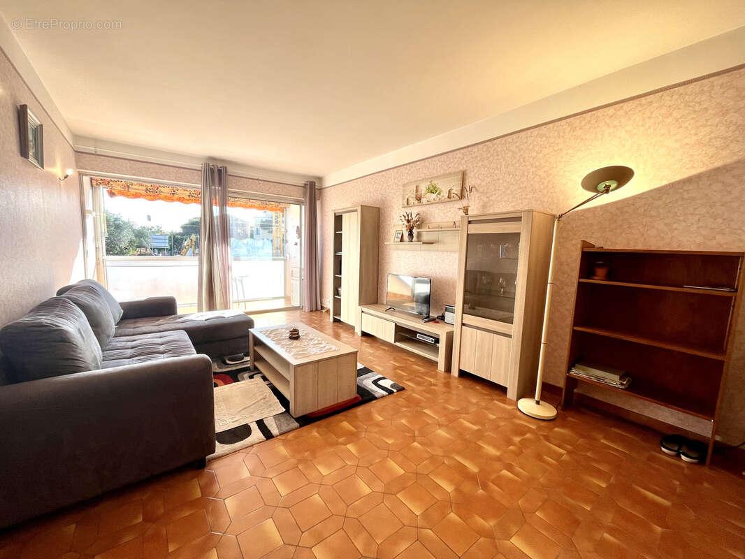Appartement à FREJUS