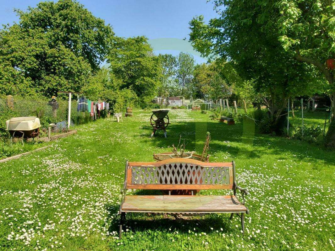 Maison à MARGNY-AUX-CERISES