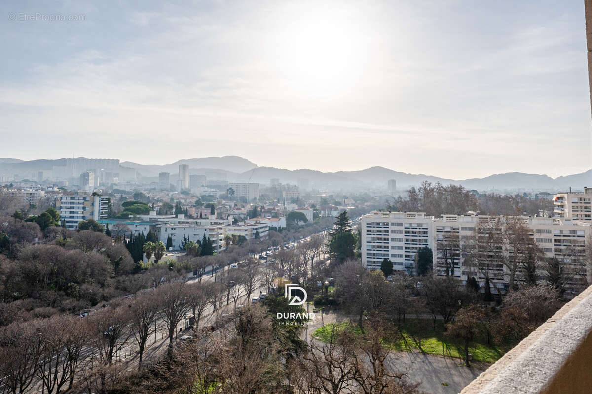 Appartement à MARSEILLE-8E