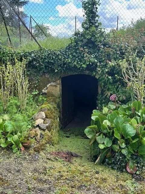 Maison à LA CHAPELLE-AUX-NAUX