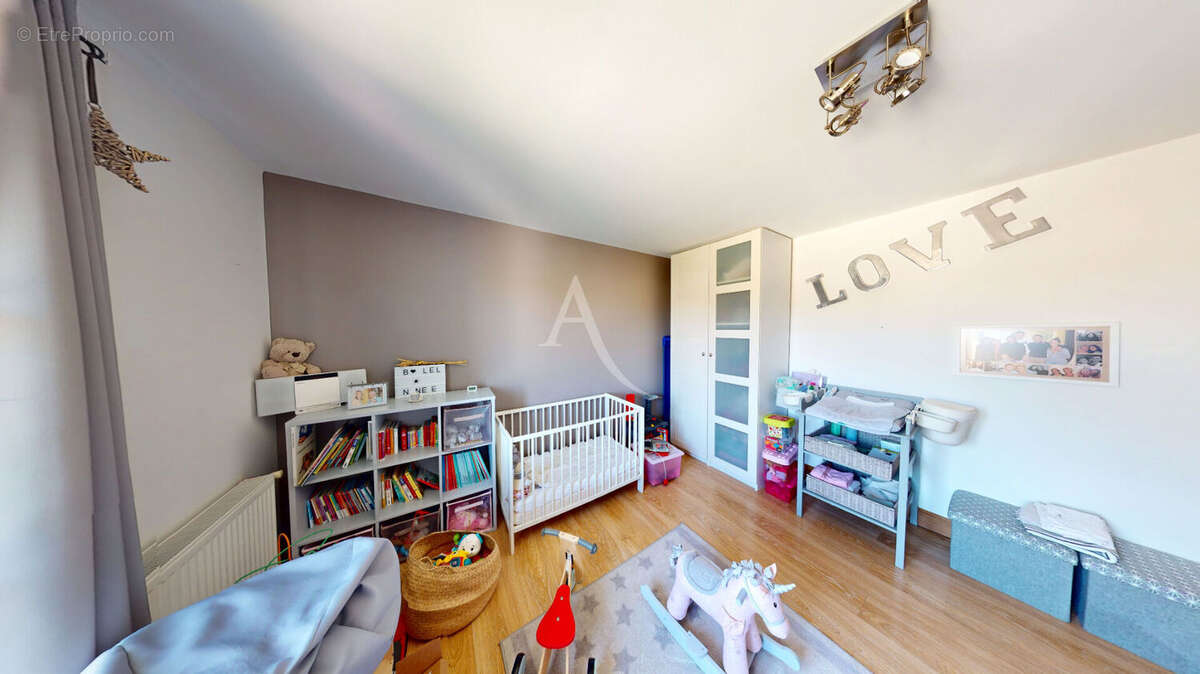 Maison à MARLES-EN-BRIE