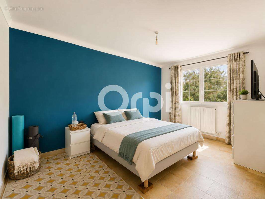 Double garage - hyper calme - grand terrain plat - piscine - pool house - photo 14