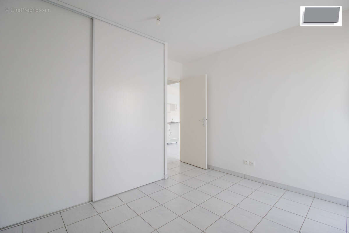 Appartement à CUERS