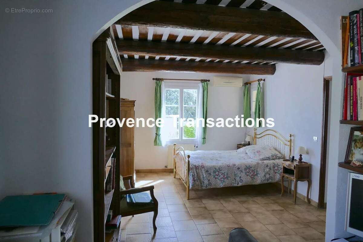 Maison à VAISON-LA-ROMAINE