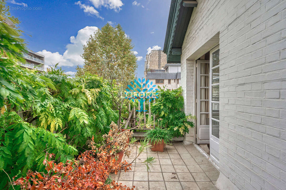 Maison à NEUILLY-SUR-SEINE