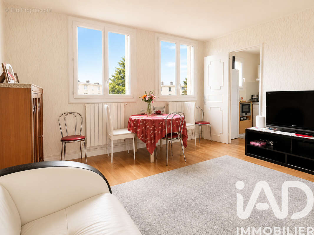 Appartement 60 m² à Chatenay-Malabry  - photo 2