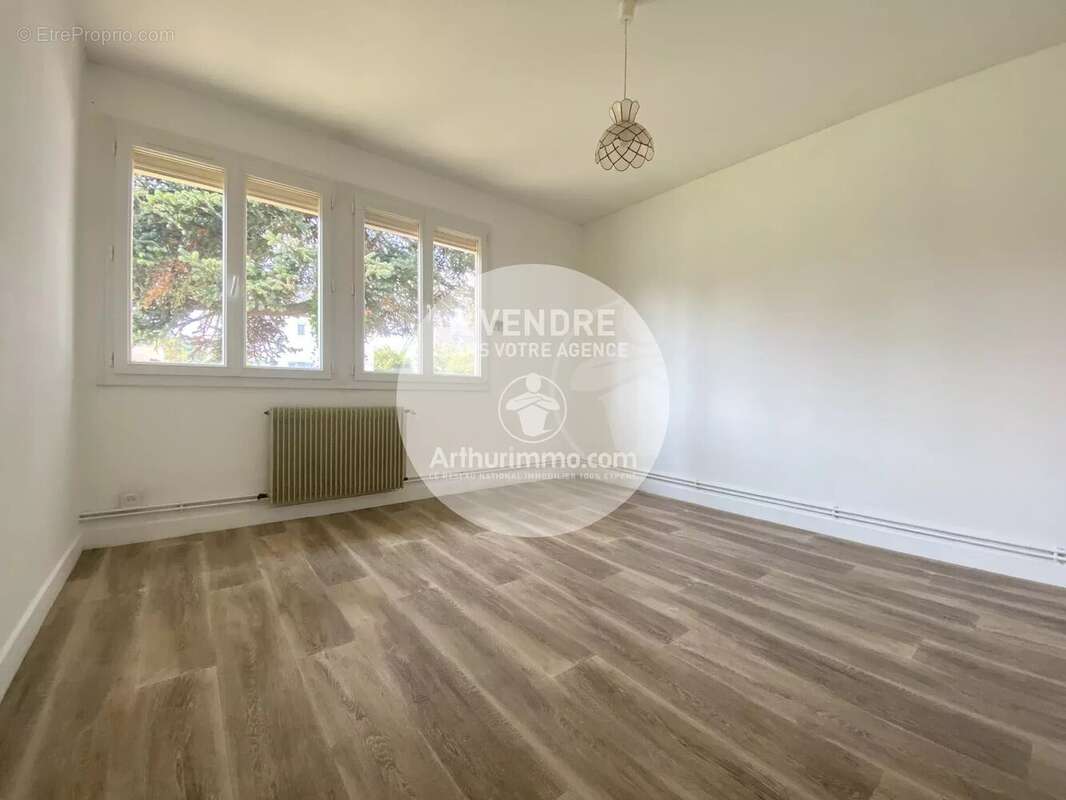 Maison à LA CHAPELLE-SUR-ERDRE