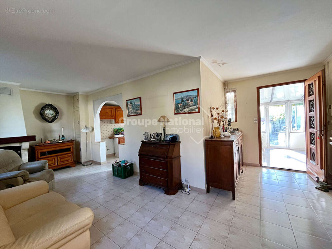 Maison à CHATEAURENARD