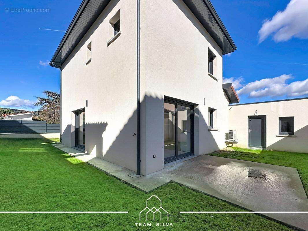 Maison à SAINT-ROMAIN-EN-GAL