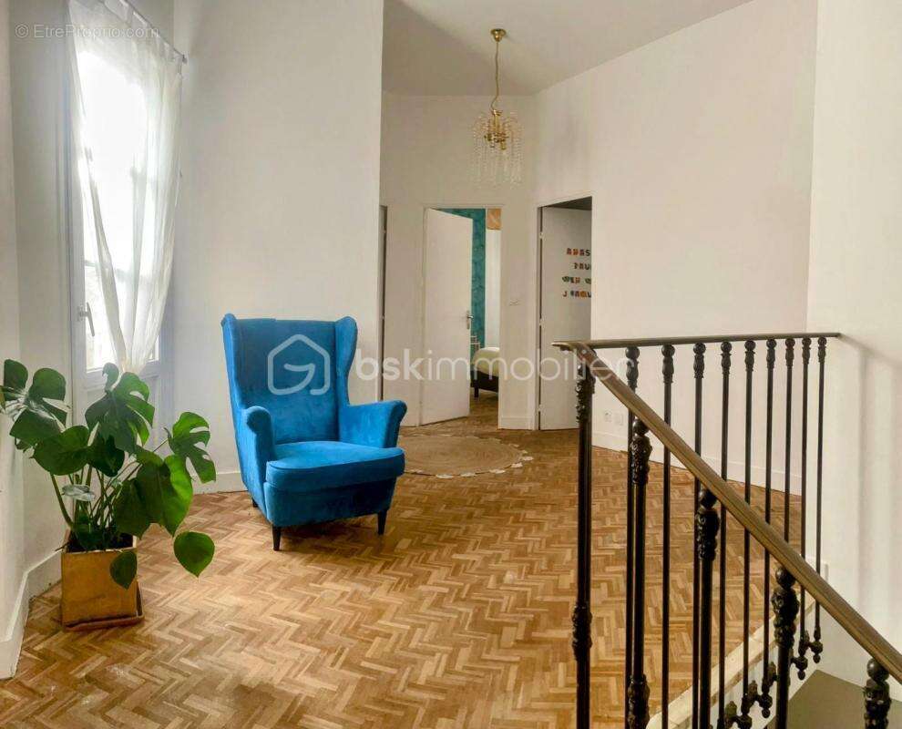 Maison à SAINTE-MAURE-DE-TOURAINE