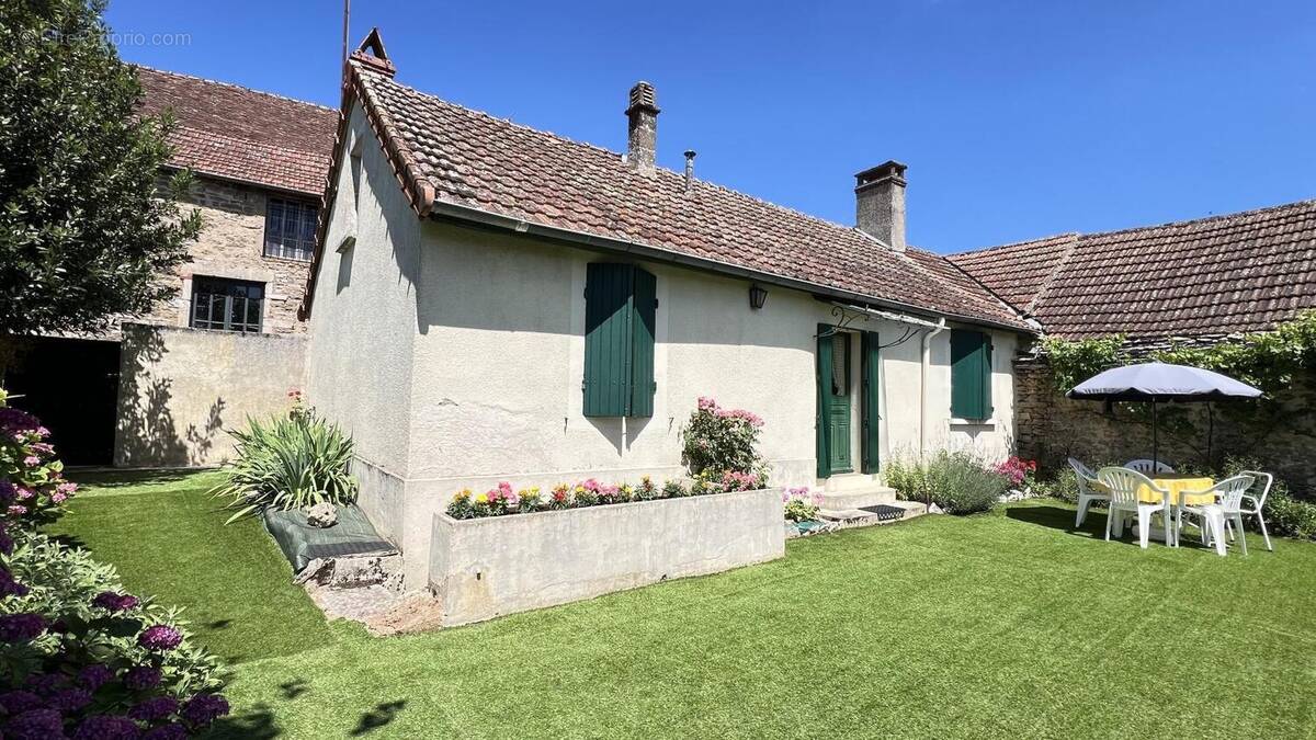 Maison à MOLINOT