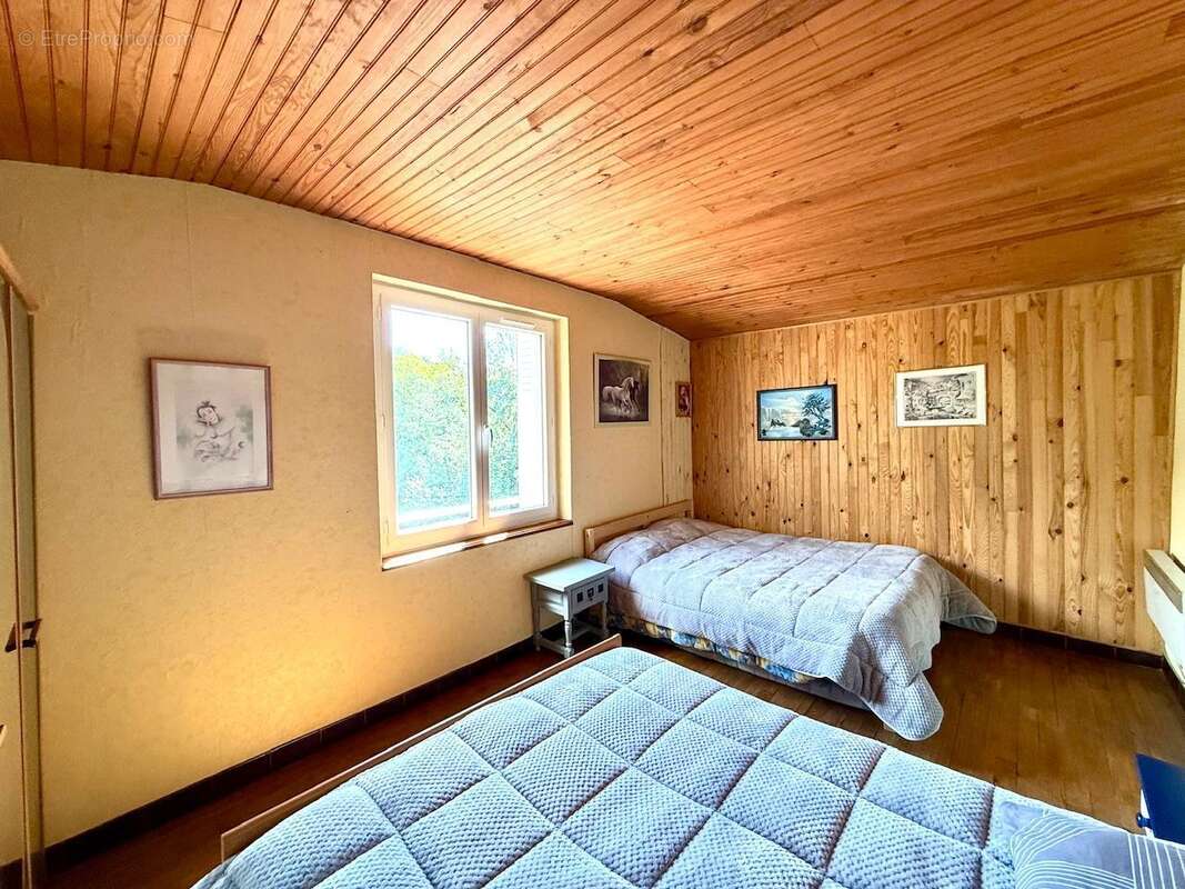 Maison 86 m² à Luzenac  - photo 19