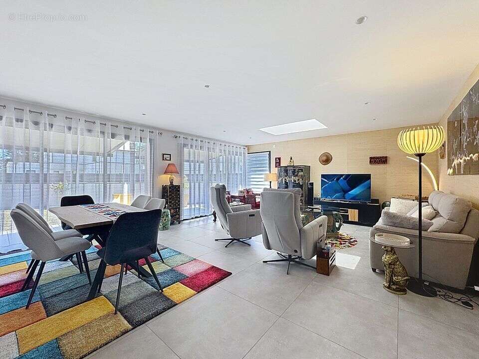 PLOEMEUR - EXCLUSIVITÉ – Au calme maison contemporaine neuve, 4 chambres dont une suite parentale - photo 3