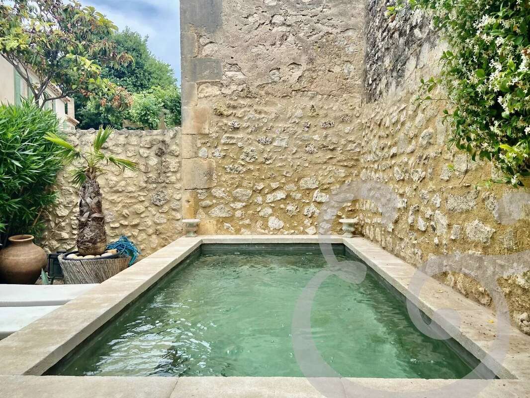 Appartement à PARADOU