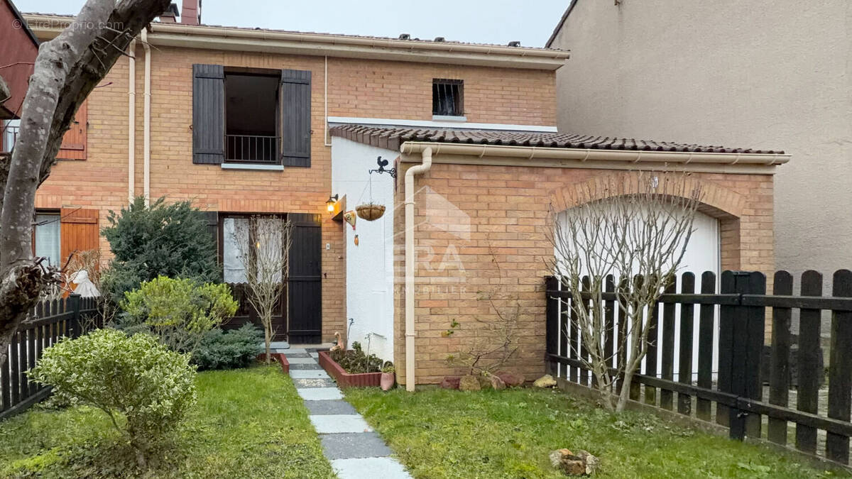 Maison à CORBEIL-ESSONNES