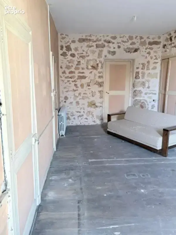 Grande maison de caractère - avec jardin et boutique à Thiviers - photo 7