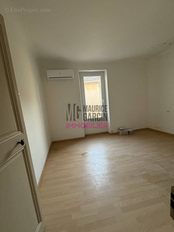 Appartement à CHATEAURENARD