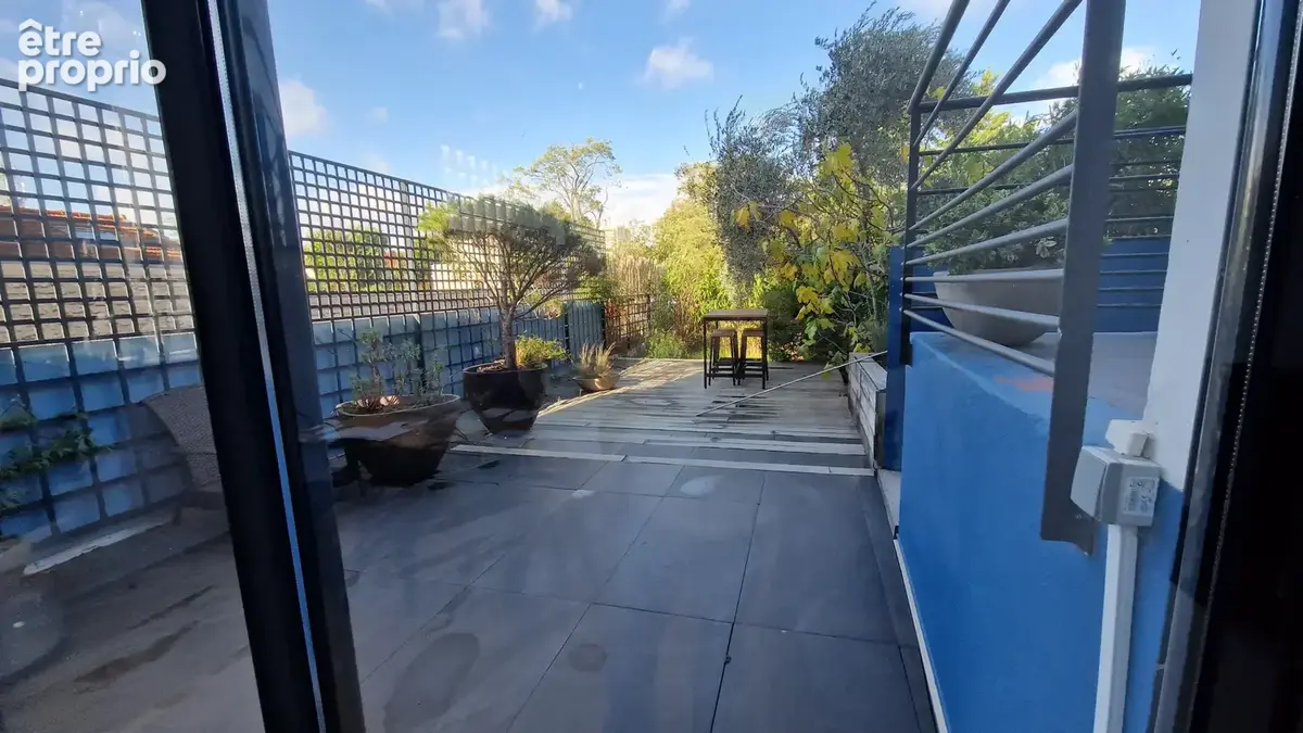Grand Duplex de 154 m2 - Terrasses - Jardin paysagé - Parking - Box - photo 8