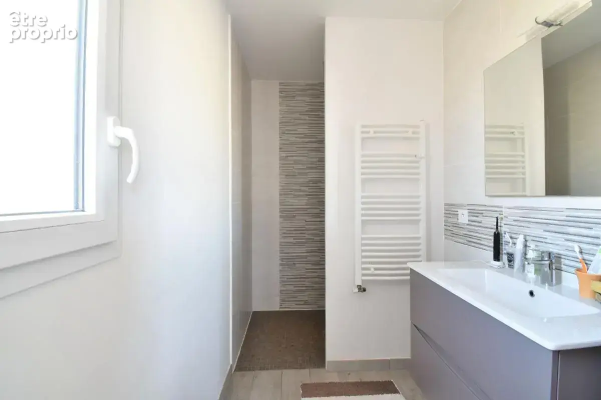 *** exclusivite *** plain-pied 4 chambres, jardin et garage *** billom 63160 - photo 14