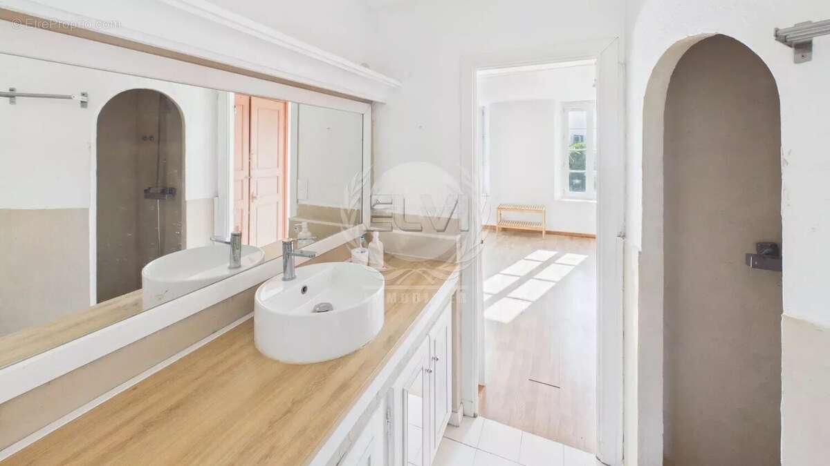 Maison de villa à Plan de la Tour - photo 7
