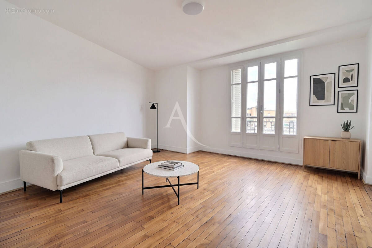 Appartement à AUBERVILLIERS