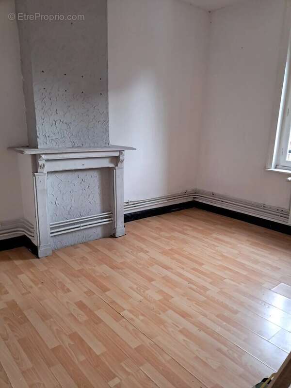 Appartement 100 m² à Aniche  - photo 2