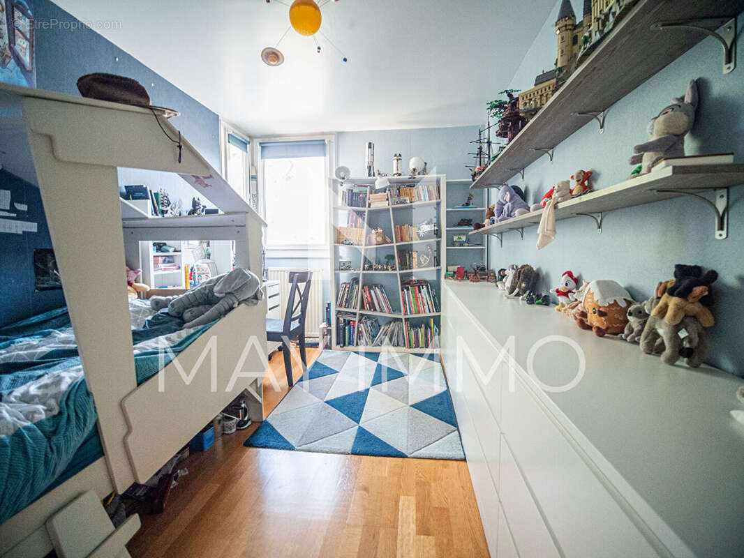 Appartement à LOGNES